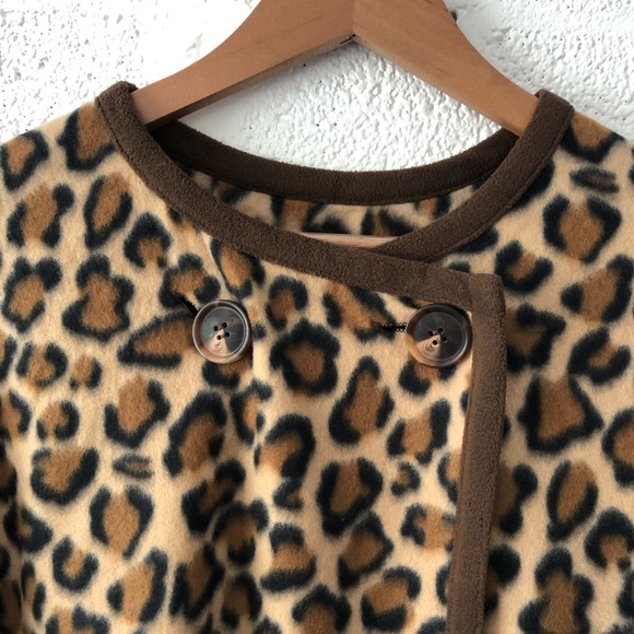 Sante’ Leopard Fleece Shaw O/S NWT - Picture 3 of 5
